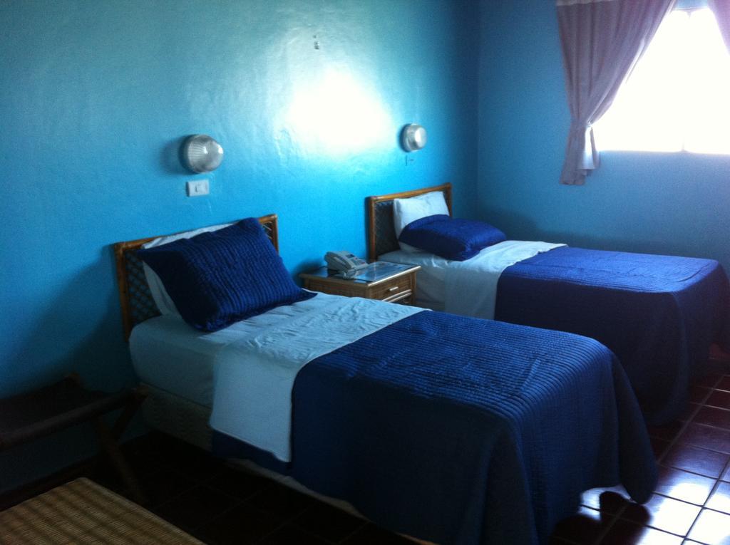 Hotel Caribe Barahona Екстериор снимка