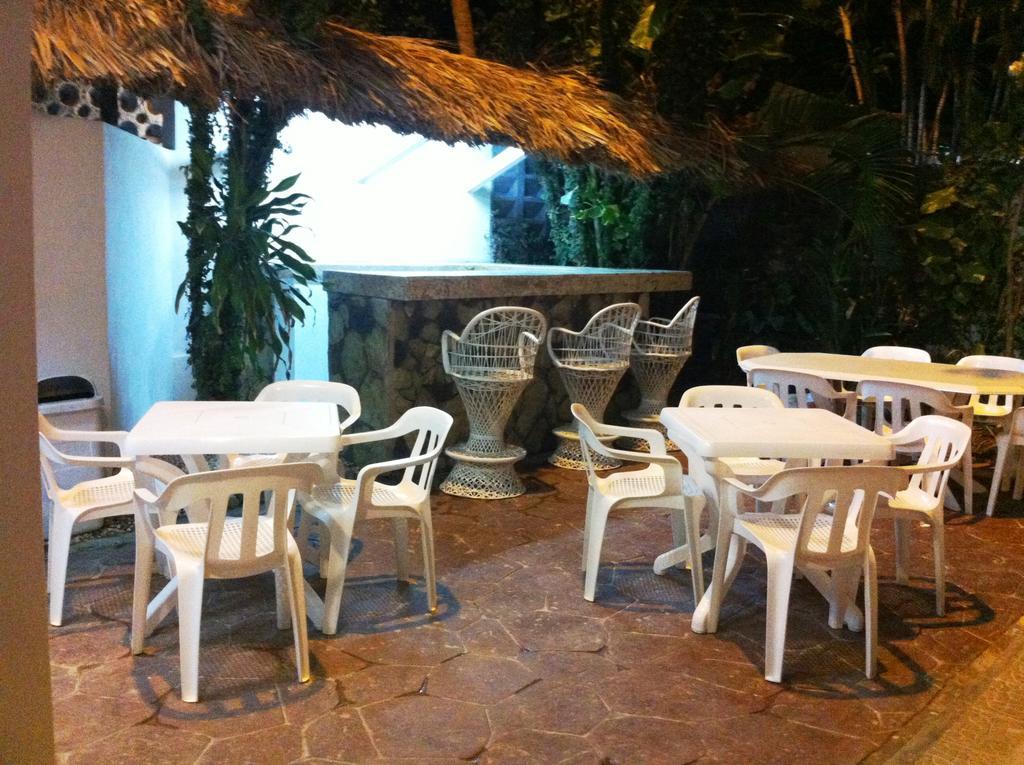Hotel Caribe Barahona Екстериор снимка