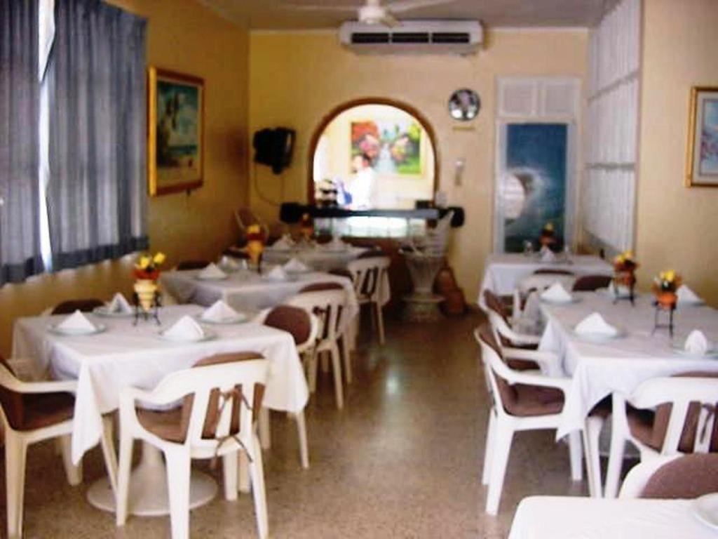 Hotel Caribe Barahona Екстериор снимка