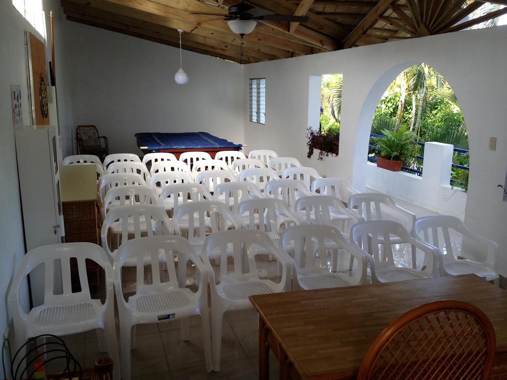 Hotel Caribe Barahona Екстериор снимка