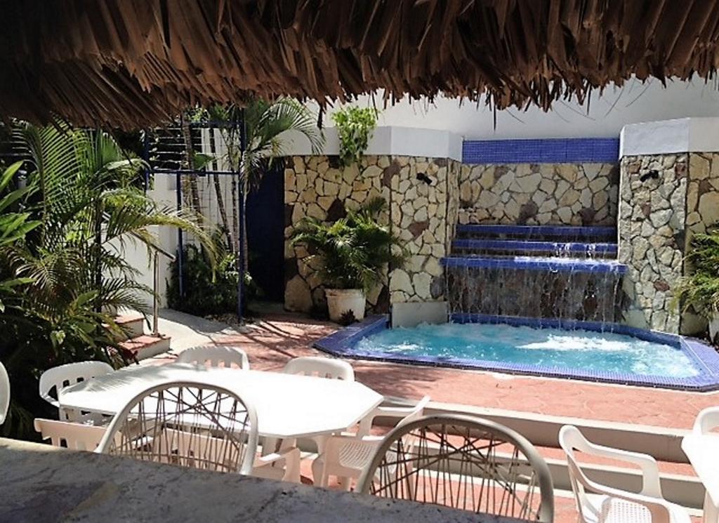 Hotel Caribe Barahona Екстериор снимка