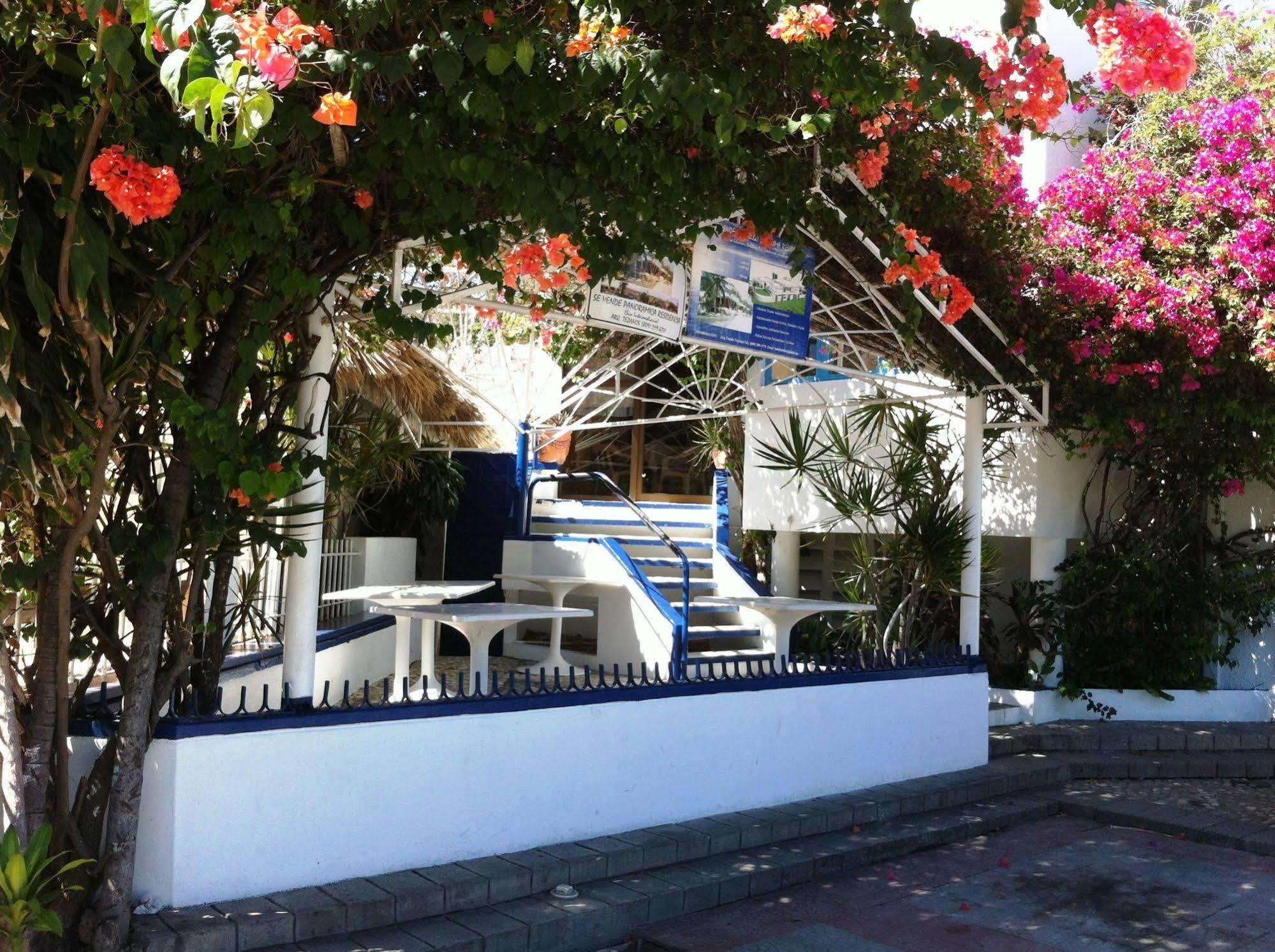 Hotel Caribe Barahona Екстериор снимка